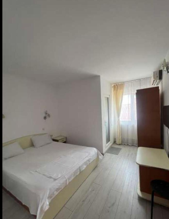 Vila George Hotel Costinesti Exterior photo